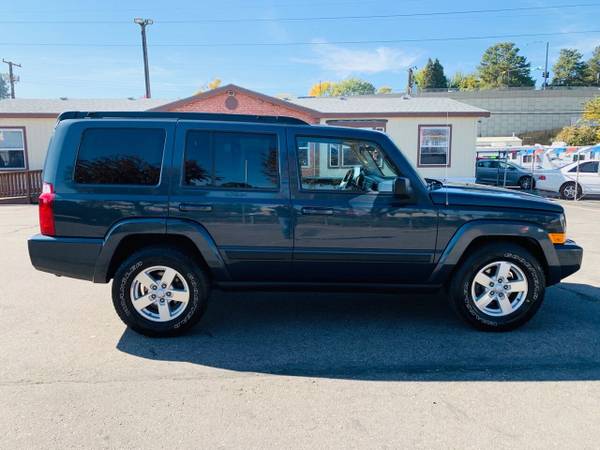 2008 Jeep Commander Sport 4X4 3rd Row Seating V-6 for sale in Garden City, ID – photo 4