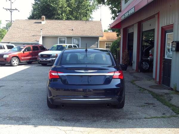 2011 Chrysler 200 Limited - cars & trucks - by dealer - vehicle... for sale in Mansfield, OH – photo 6