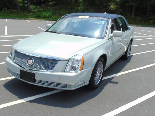 2009 Cadillac DTS for sale in Waterbury, CT ...
