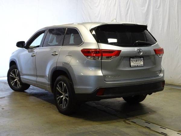 2018 Toyota Highlander Le for sale in Skokie, IL – photo 6