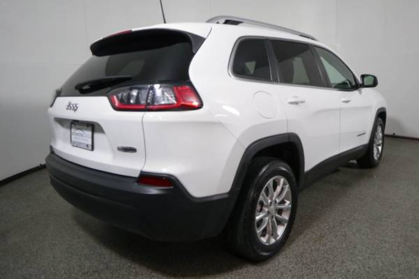 2019 Jeep Cherokee, Bright White Clearcoat for sale in Wall, NJ – photo 5