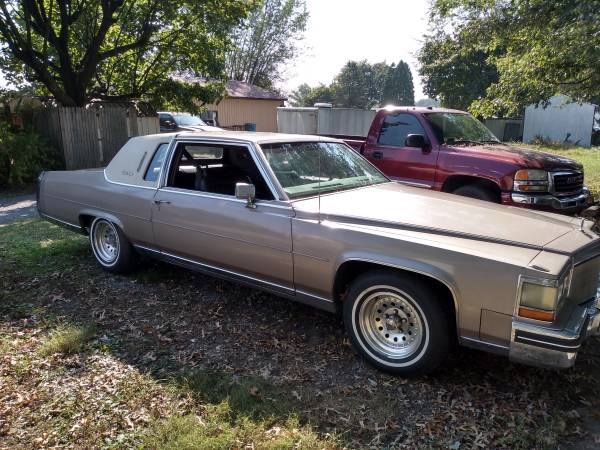 1984 Cadillac Fleetwood for sale in Shoemakersville, PA