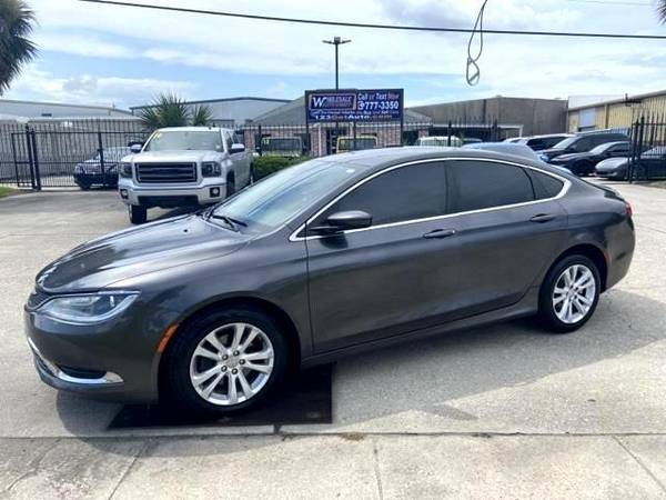 2016 Chrysler 200 Limited - EVERYBODY RIDES! - - by for sale in Metairie, LA – photo 5