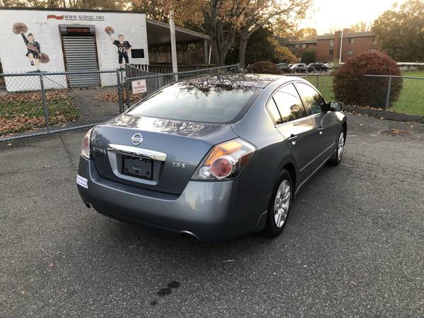 2010 Nissan Altima 2.5 S VERY CLEAN ONE OWNER - cars & trucks - by... for sale in Stoughton, MA – photo 4
