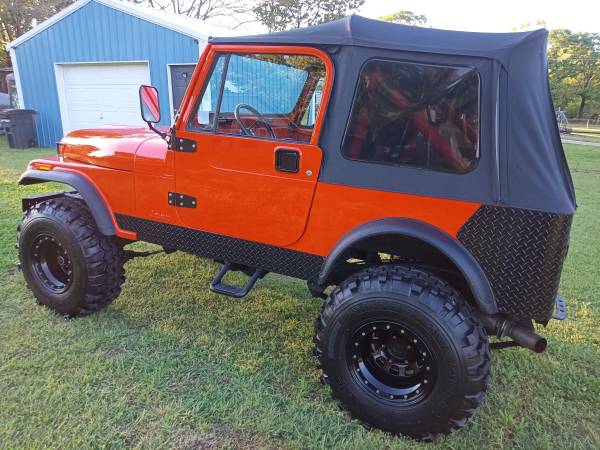 1983 Jeep CJ-7 4x4 33in Super Swamper Tires - - by for sale in Other, FL