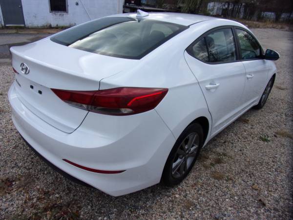 2018 Hyundai Elantra SEL automatic alloys 62k miles State Inspected for sale in Capitol Heights, District Of Columbia – photo 5