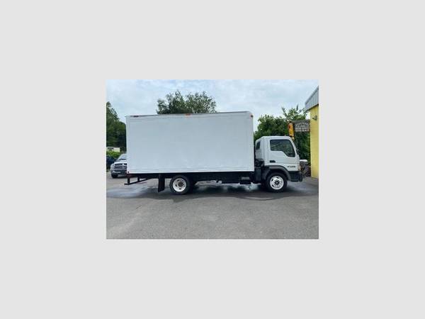 2006 Ford Low Cab Forward Reg Cab 113 WB 19, 500LB GVWR - cars & for sale in Rome, NY