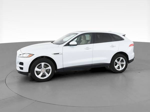 2018 Jag Jaguar FPACE 30t Premium Sport Utility 4D suv White -... for sale in NEWARK, NY – photo 4