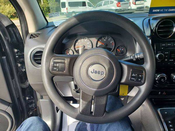 2012 Jeep Compass Sport 4x4 4dr SUV EVERYONE IS APPROVED! for sale in Vandergrift, PA – photo 11