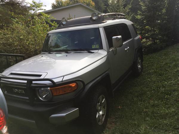 2008 Toyota FJ Cruiser - carfax included for sale in Bruceton Mills, WV