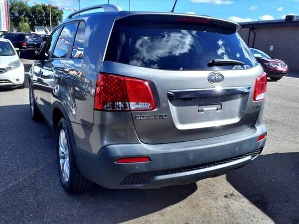 2011 Kia Sorento EX V6 4WD - - by dealer - vehicle for sale in Other, NY – photo 4