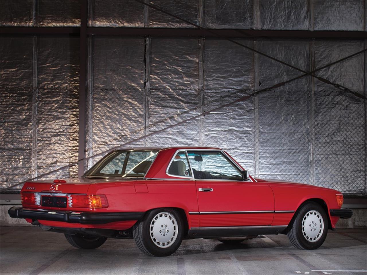 For Sale at Auction: 1988 Mercedes-Benz 560SL for sale in Essen, Other