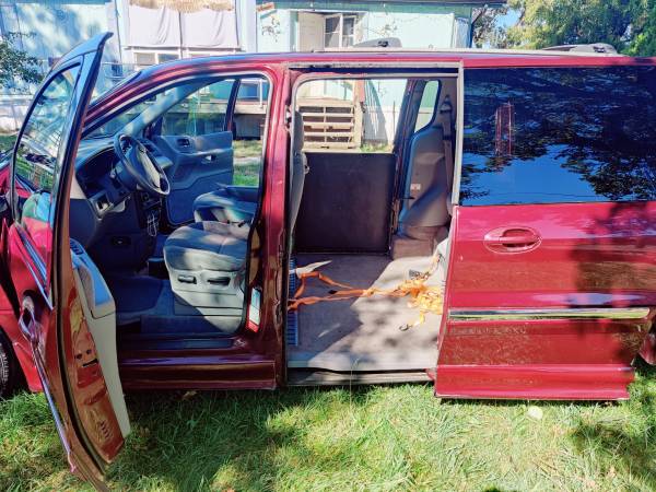Wheelchair Van Ford Windstar for sale in Medford, OR – photo 12