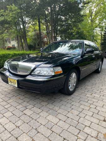 Lincoln Town Car for sale in Other, NJ – photo 2