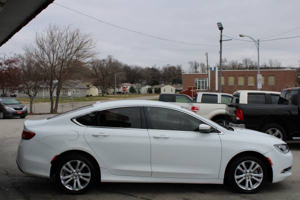 2015 Chrysler 200 Limited 4dr Sedan, Only 73k, Great Price - cars &... for sale in Omaha, IA – photo 6