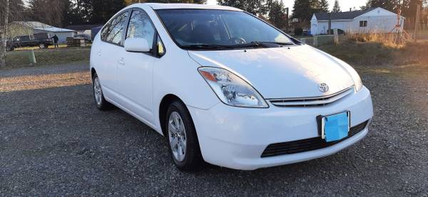 Prius Clean Title 50 mpg for sale in Rochester, WA