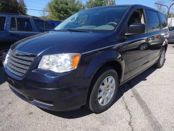 2008 Chrysler Town and County LX Van - - by dealer for sale in Mogadore, OH – photo 10