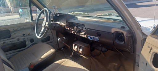 1982 Toyota pick, fair condition for sale in Chandler, AZ – photo 9