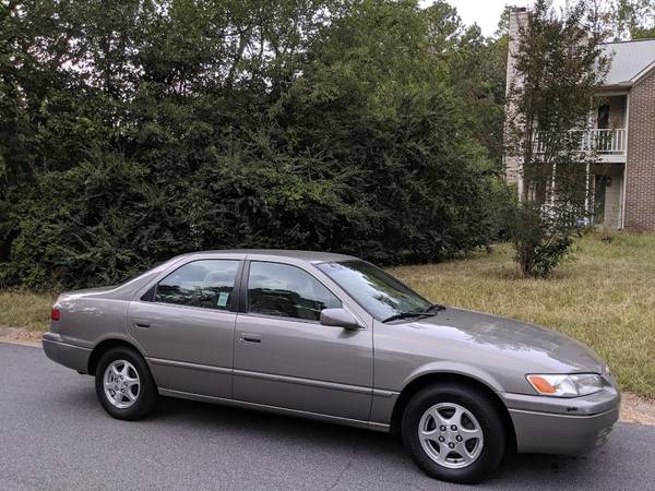 ONLY 48,000 MILES- OWNED BY A RETIREE -TOYOTA CAMRY XLE - SIDE AIRBAGS for sale in Powder Springs, TN – photo 18