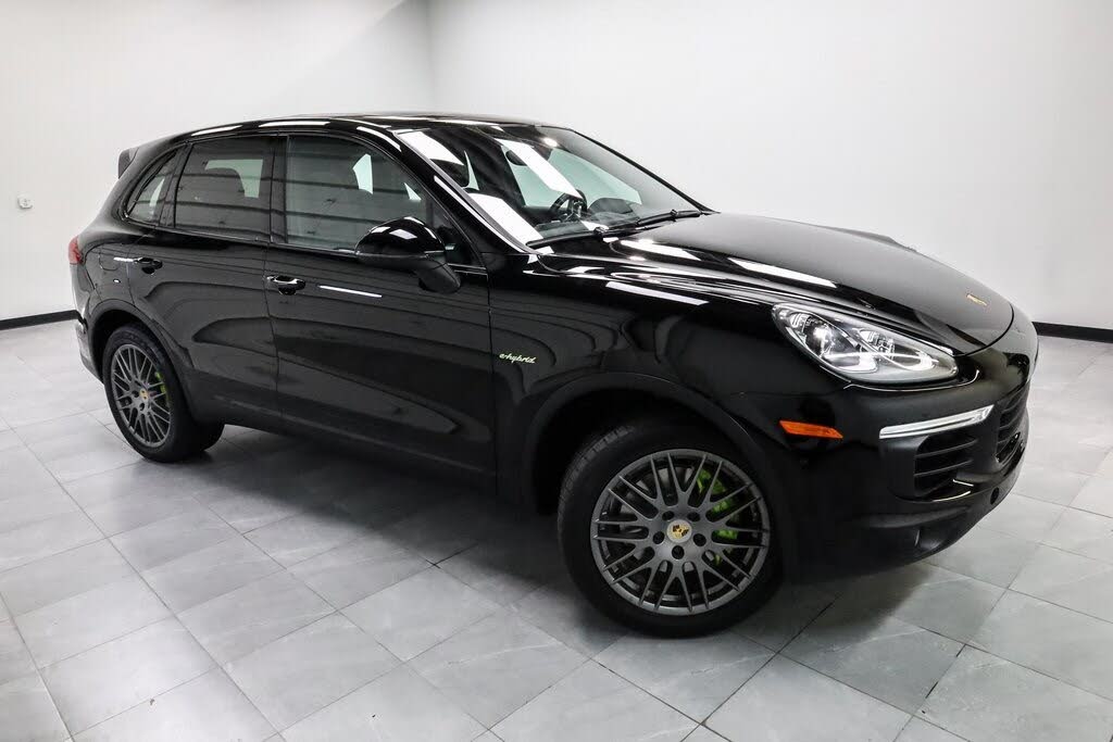 2016 Porsche Cayenne E-Hybrid S AWD for sale in Milford, CT