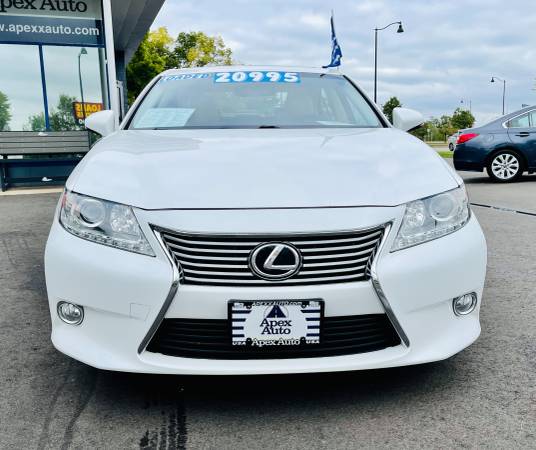 0 ACCIDENT CLEAN 14 Lexus ES 350 LOADED for sale in Madison, WI – photo 2