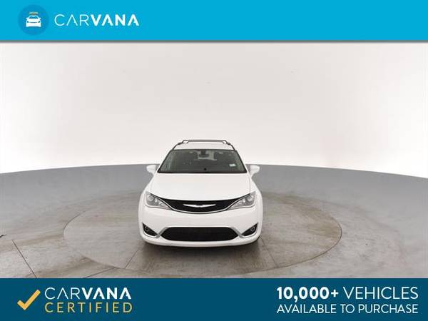 2018 Chrysler Pacifica Touring L Minivan 4D mini-van White - FINANCE for sale in Atlanta, GA – photo 19