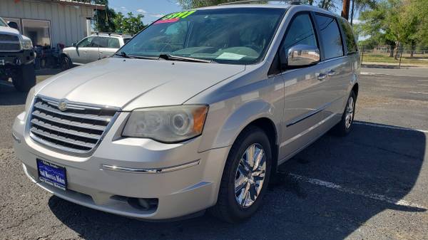 2008 Chrysler Town & Country - - by dealer - vehicle for sale in Fallon, NV – photo 8