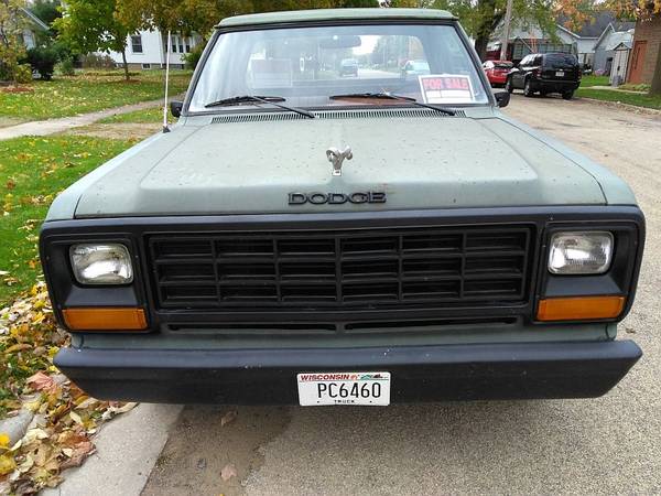 1984 DODGE D150 2WD for sale in Belleville, WI – photo 3