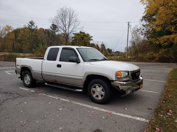 2005 GMC Sierra 1500 SLT Z71 Extended Cab $1000 OBO for sale in Schenectady, NY – photo 2