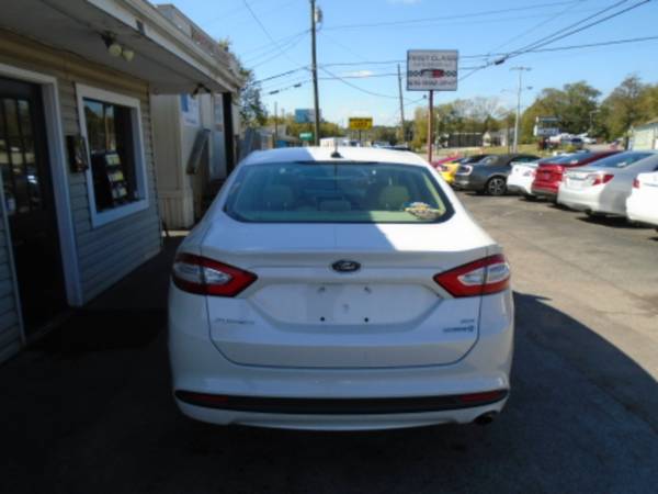 2013 Ford Fusion Hybrid SE HYBRID - $0 DOWN? BAD CREDIT? WE FINANCE... for sale in Goodlettsville, TN – photo 4
