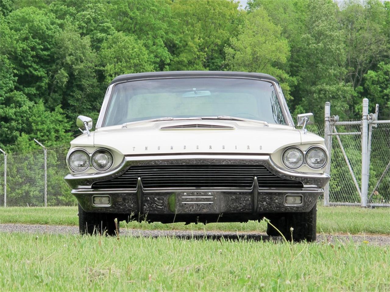 For Sale at Auction: 1964 Ford Thunderbird for sale in Auburn, IN – photo 7