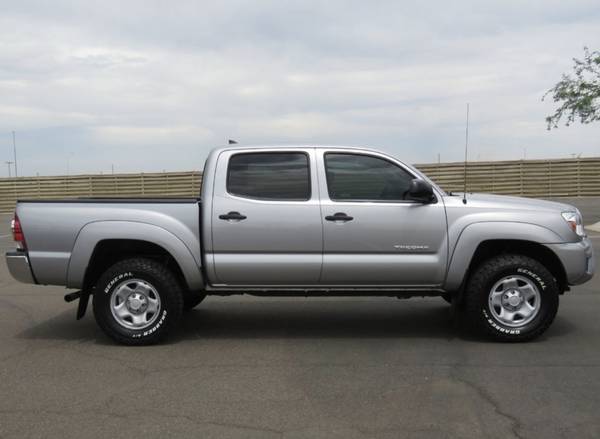 Tacoma Toyota 2015 low miles, Excellent Cond for sale in Washington, District Of Columbia – photo 8