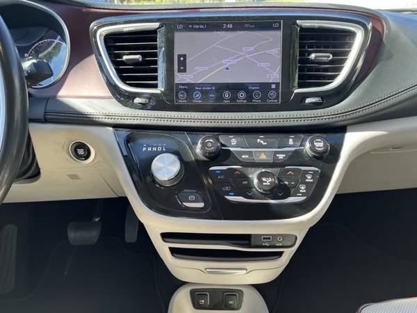 2020 Chrysler Pacifica Limited van Brilliant Black Crystal Pearlcoat for sale in Chatom, AL – photo 19