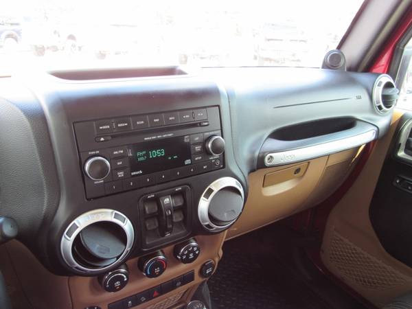 2012 Jeep Wrangler Unlimited Sahara for sale in Cullman, AL – photo 12