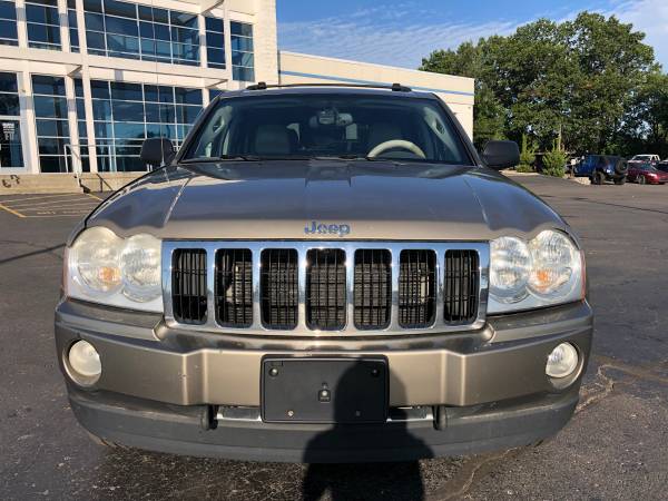 Loaded! 2005 Jeep Grand Cherokee Limited! 4x4! Nice SUV! for sale in Ortonville, MI – photo 8
