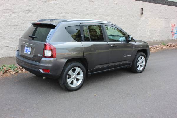 2016 Jeep Compass Latitude - 4x4 - 50, 548 Actual Miles! Exceptional! for sale in Corvallis, OR – photo 6