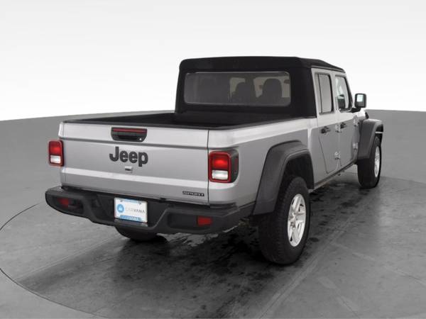 2020 Jeep Gladiator Sport S Pickup 4D 5 ft pickup Silver - FINANCE -... for sale in South Bend, IN – photo 10