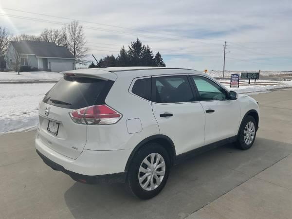 White 2016 Nissan Rogue S AWD (97, 000 Miles) - - by for sale in Dallas Center, IA – photo 7
