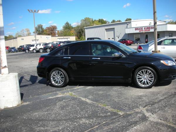 2013 CHRYSLER 200 LIMITED LOW MILES - cars & trucks - by dealer -... for sale in Defiance, OH – photo 8