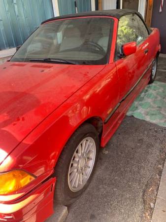 Red convertible bmw 318I for sale in Seattle, WA – photo 4