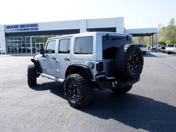 2015 Jeep Wrangler Unlimited 4WD 4dr Rubicon hatchback Silver - cars for sale in Oxford, MS – photo 2