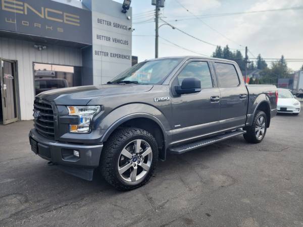 2017 FORD F150 F-150 XLT ONLY 81000 KMS! LOADED! CREW! - cars & for sale in Other, Other – photo 2