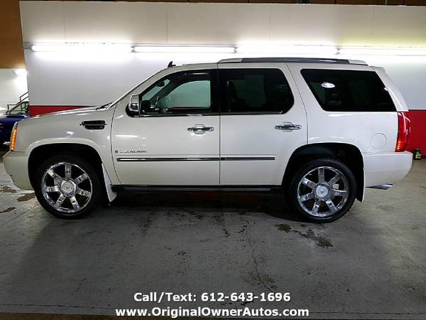 2008 Cadillac Escalade AWD Loaded model rare white on black! for sale in Eden Prairie, MN – photo 2