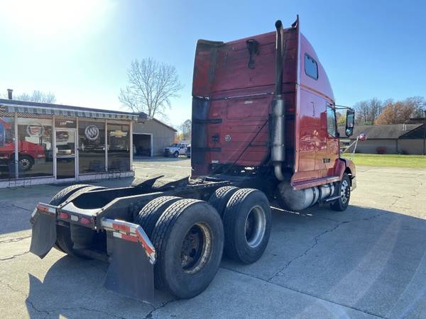 2003 VOLVO VNL64 670 CUMMINS N14 10 SPD MANUAL SEMI TRUCK - cars &... for sale in Tallmadge, OH – photo 24