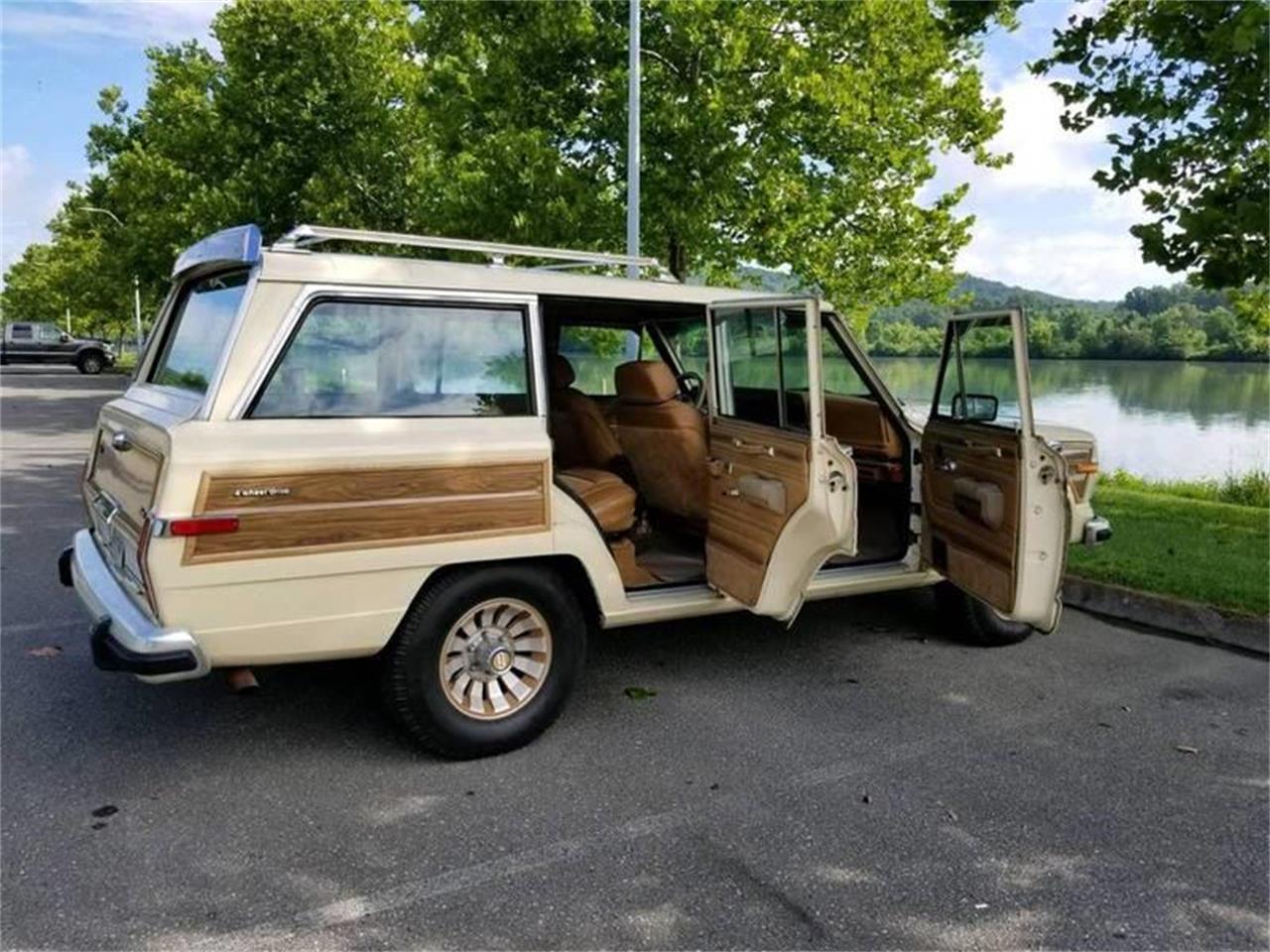 1986 Jeep Grand Wagoneer for sale in Long Island, NY – photo 6