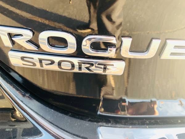 2019 Nissan Rogue-Sport,Black,4cylinder,Cloth,6200 MILES!!!!! for sale in Santa Barbara, CA – photo 4