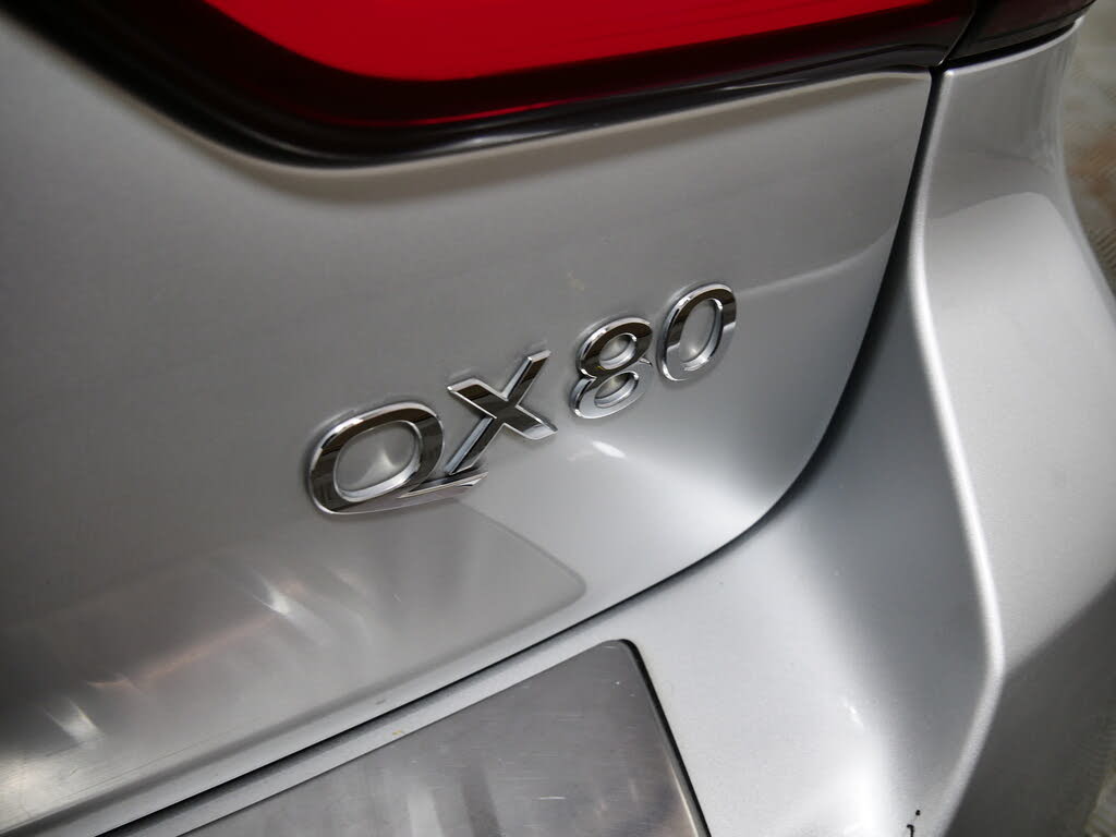 2020 INFINITI QX80 Luxe 4WD for sale in Minneapolis, MN – photo 2