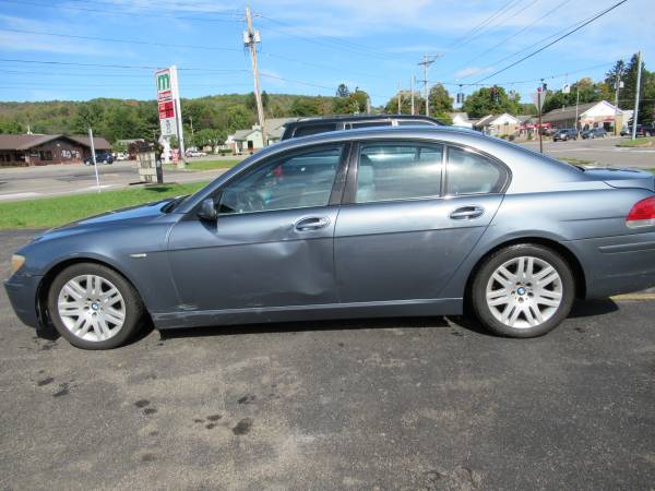 2006 bmw 750i navigation,leather drives good for sale in Johnson City, NY – photo 2
