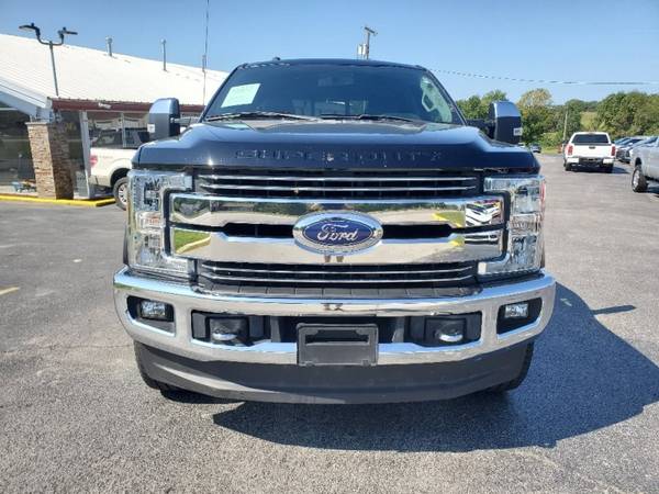 2017 Ford Super Duty F250 Lariat FX4 4x4 Crew Cab Easy Finance for sale in Lees Summit, MO – photo 19