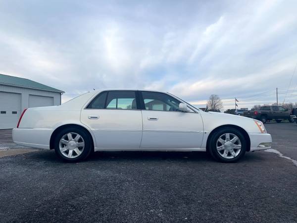 2006 Cadillac DTS Sedan - cars & trucks - by dealer - vehicle... for sale in Westmoreland, NY – photo 7